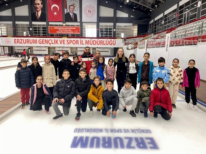 Türkiye Sportif Yetenek Taramasında Spora Yatkın Bulunan Erzurumlu Öğrenciler Türkiye Curling Federasyonu Tarafından Eğitimlere Davet Edildi…